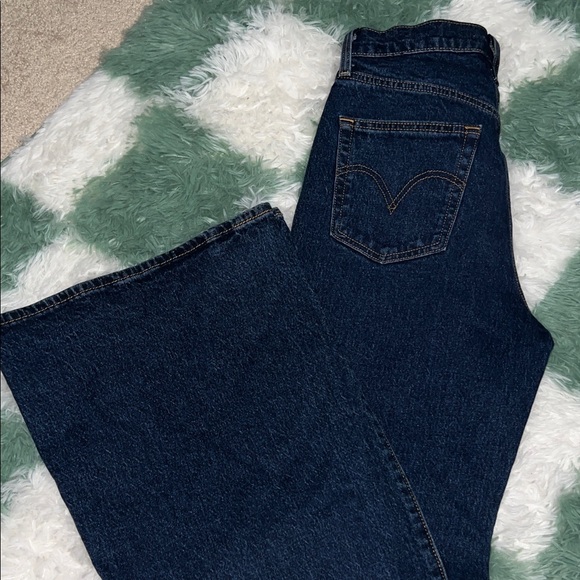 Levi's Denim Jeans - Picture 4 of 4